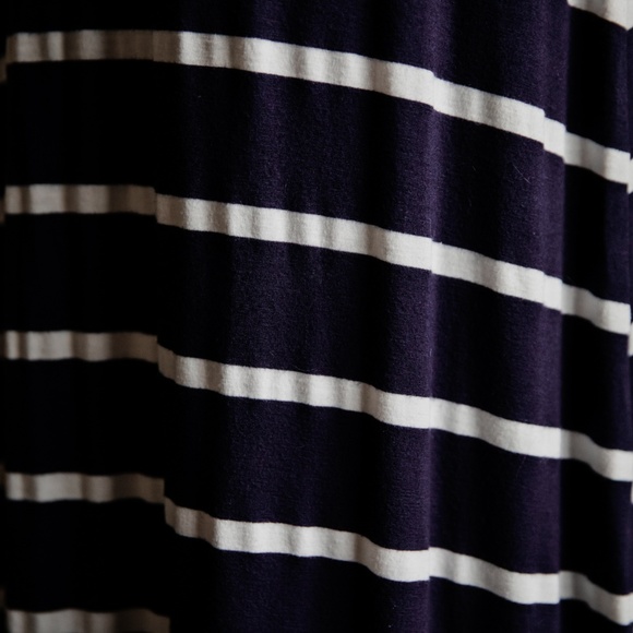 Windsor Navy Striped Skirt - Picture 4 of 5